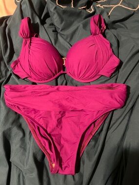La Blanca Magenta Padded Underwire Bikini Set